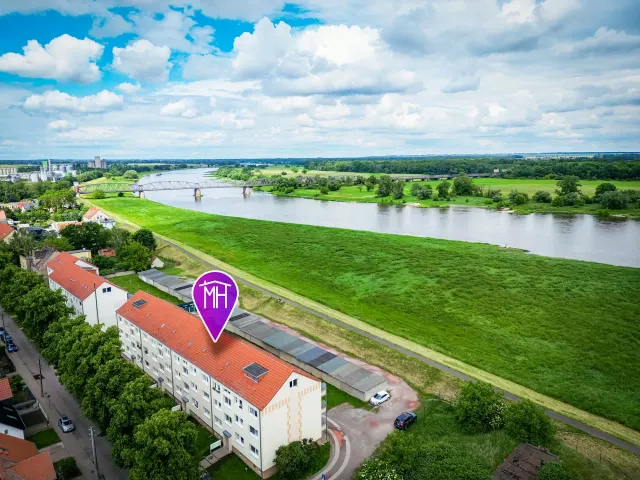 BookNoFees: Ferienwohnung in Barby – Elbblick-Apartment mit Balkon am Elbe-Saale-Radweg