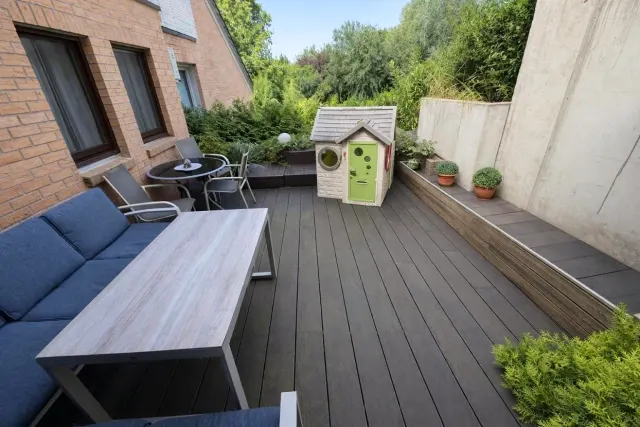 BookNoFees: Ruhige Ferienwohnung mit Terrasse und Gartenblick – Rheinstetten