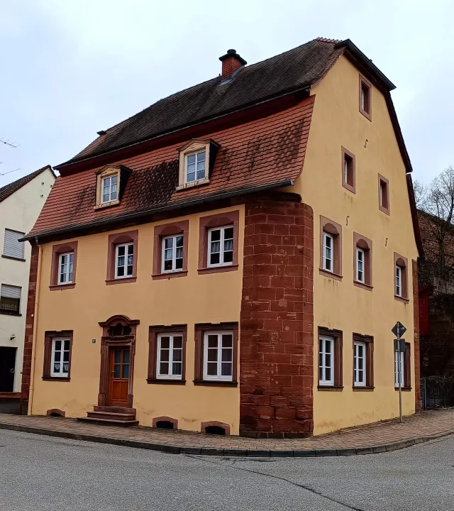 BookNoFees: Ferienwohnung in Hornbach – Ferienwohnung am Kloster - Platz für 14 Personen