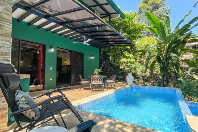 BookNoFees: Wunderbares Haus mit Infinity-Pool – QUEPOS MANUEL ANTONIO