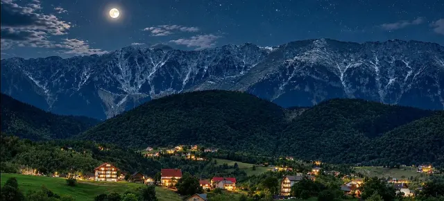 BookNoFees: Ferienwohnung in Brasov – Ruhiges Privatzimmer mit Bergblick und Garten