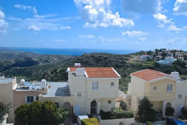 BookNoFees: Ferienwohnung in Pissouri – Villa Sunshine
