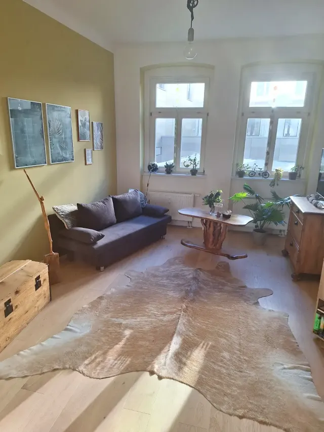 BookNoFees: Ferienwohnung in Görlitz – Zentrales stilvolles Privatzimmer im Altbauflair