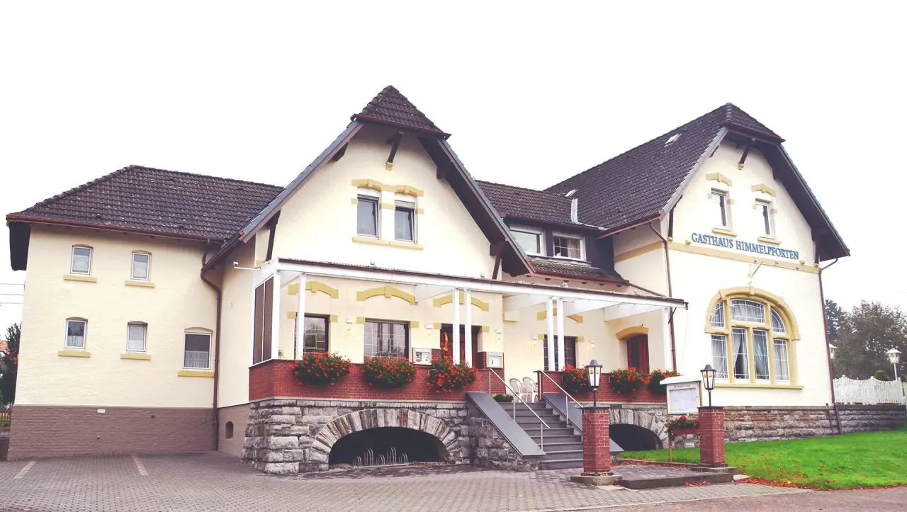 BookNoFees : Restaurant – Gasthaus Himmelpforten – Ense – Auberge Himmelpforten, photo n° 1