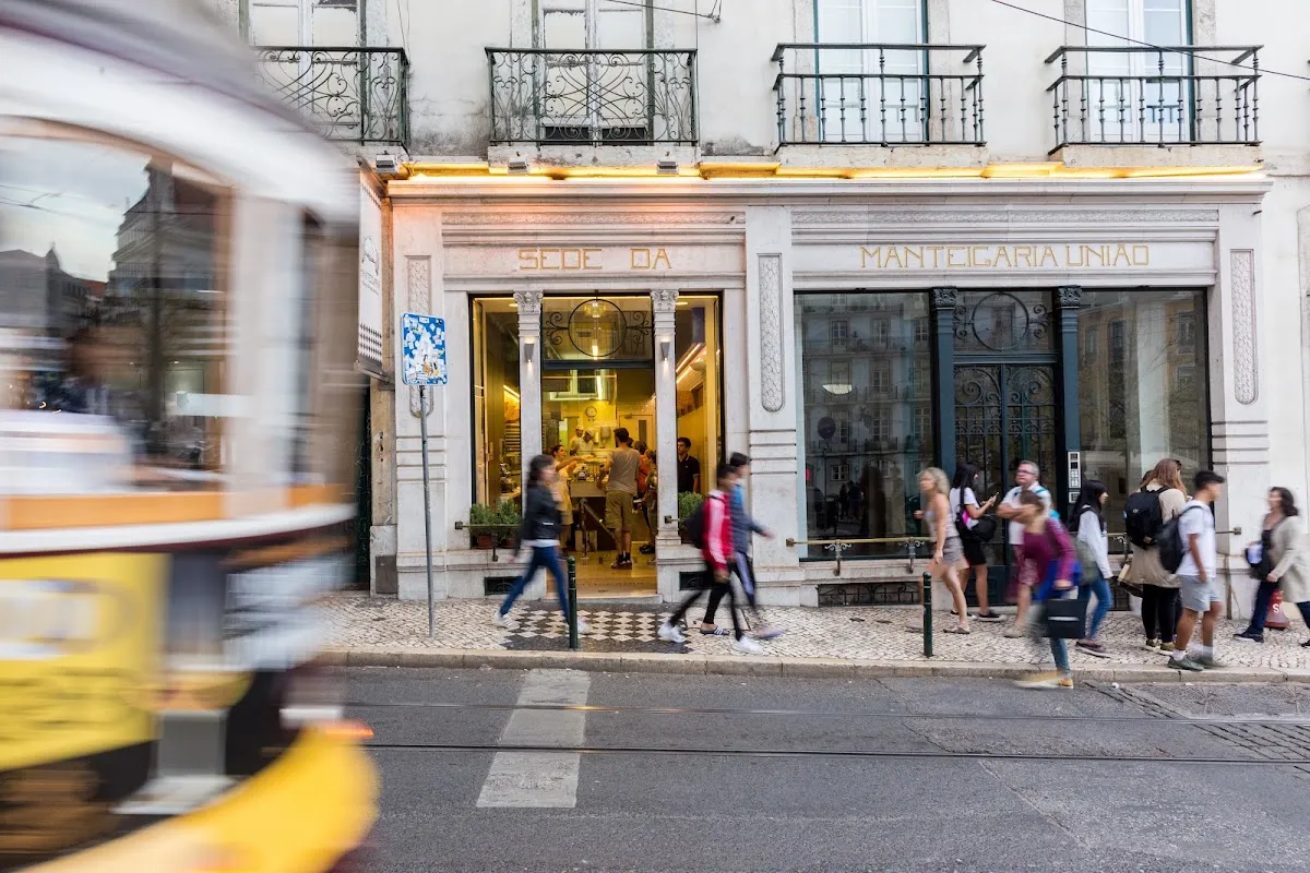 BookNoFees : Restaurant – Manteigaria - Fábrica de Pastéis de Nata – Lisbon – Manteigaria - Usine de pâtisseries « Pastéis de Nata », photo n° 1