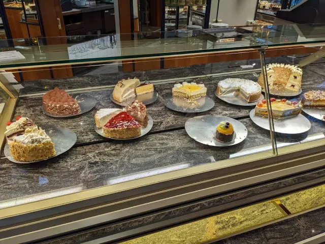 BookNoFees : Restaurant – Café Hemmer Conditorei Confiserie – Werl – Café Hemmer – Pâtisserie-Confiserie, photo n° 3