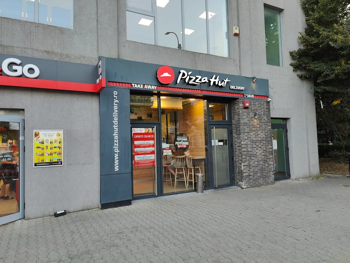 BookNoFees : Restaurant – Pizza Hut Delivery – Bucharest – Pizza Hut Livraison à domicile, photo n° 1