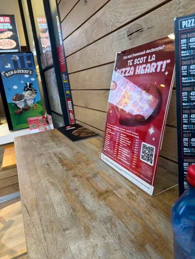 BookNoFees : Restaurant – Pizza Hut Delivery – Bucharest – Pizza Hut Livraison à domicile, photo n° 3