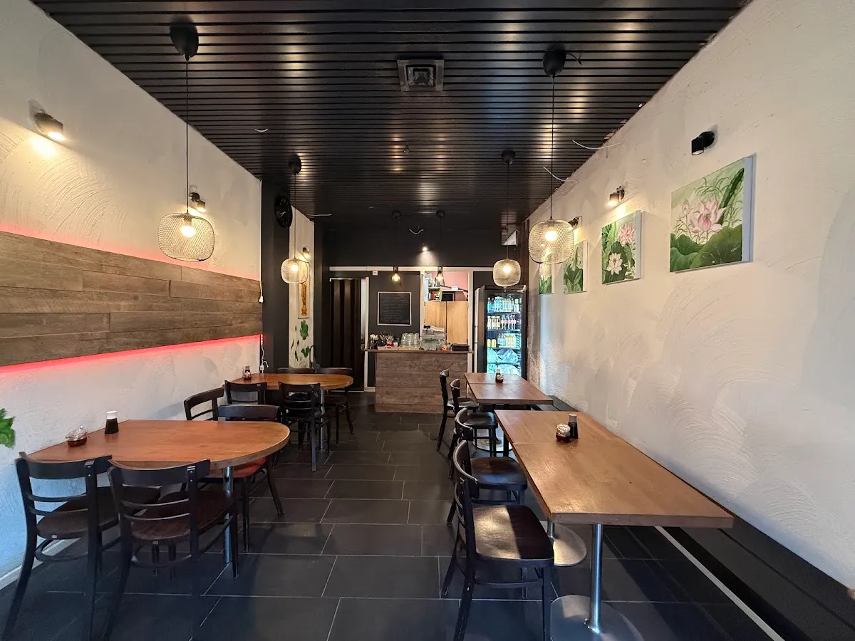 BookNoFees : Restaurant – Trần Tịnh Vegan – Helsinki – Trần Tịnh Vegan, photo n° 1