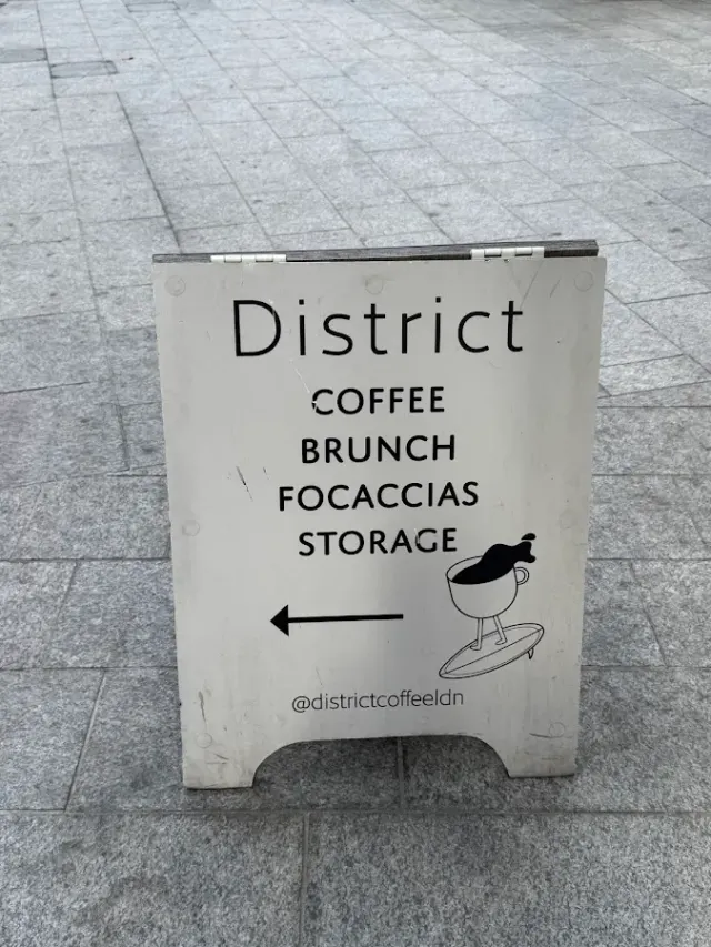 BookNoFees: District, London