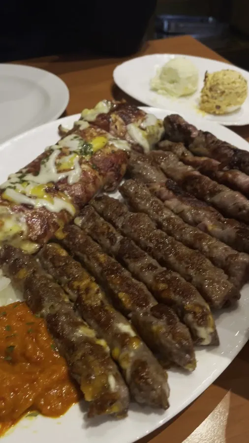 BookNoFees : Restaurant – Leskovački dvor – Ljubljana – Le manoir de Leskovac, photo n° 3