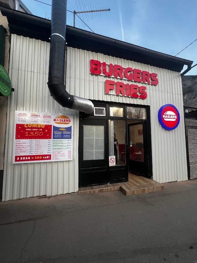 BookNoFees : Snack – Haslers – Belgrade – Hasler's, photo n° 1