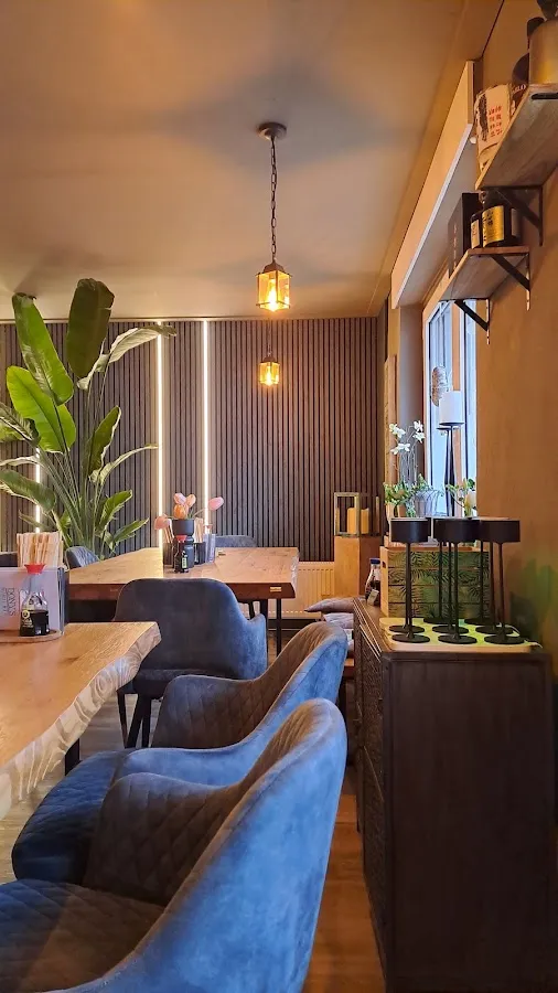 BookNoFees: Dony's Sushi Bar, Holzwickede