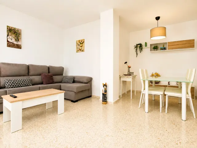 BookNoFees: Appartement spacieux en centre-ville avec enregistrement autonome et vue sur le jardin – Jerez De La Frontera