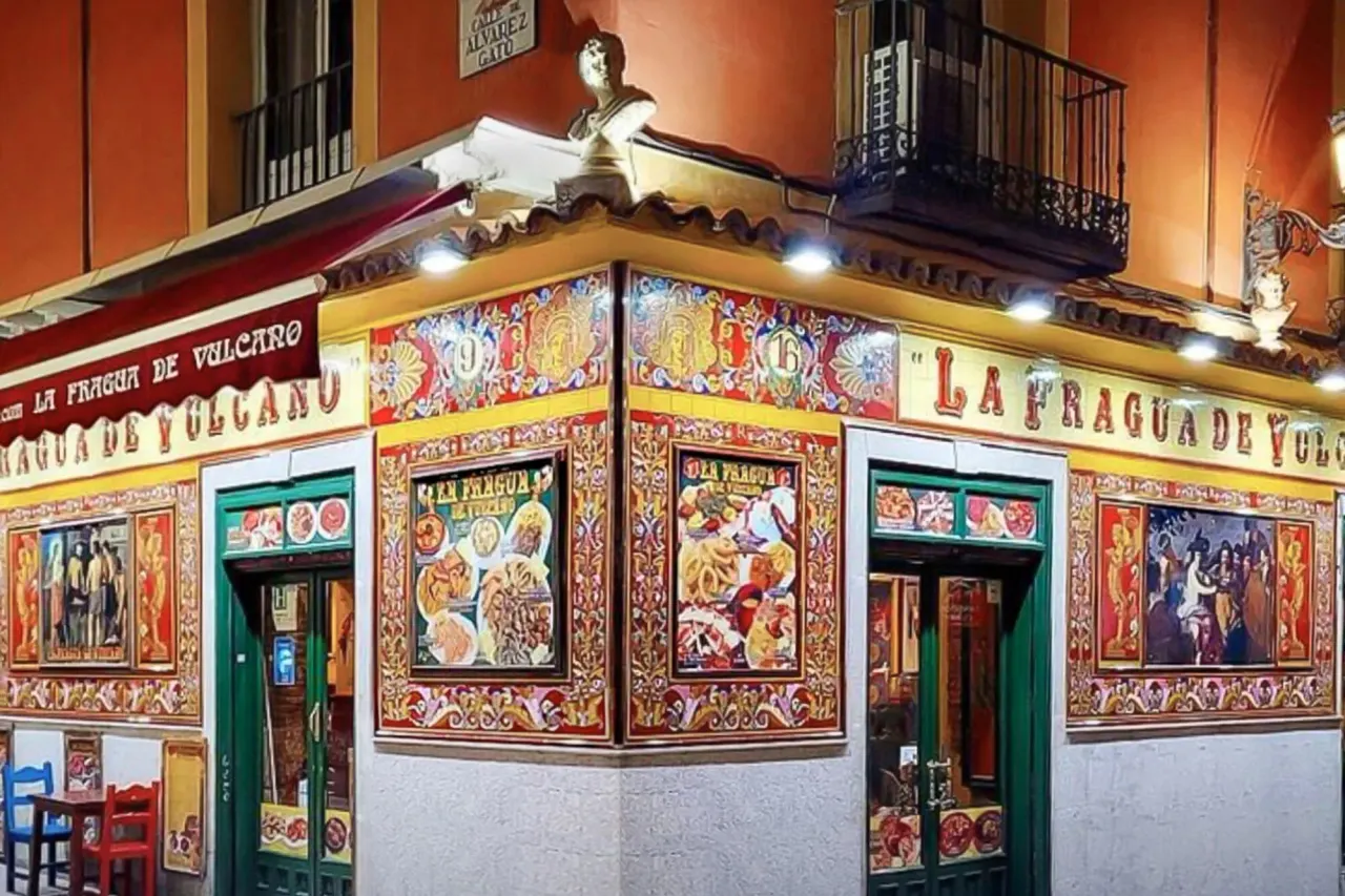 BookNoFees : Restaurant – Taberna Fragua de Vulcano – Madrid – Taverne « Fragua de Vulcano », photo n° 1
