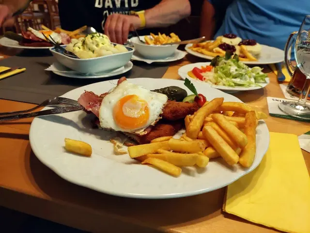 BookNoFees : Restaurant – Hotel-Gasthof Siebel – Hilchenbach – Hôtel-auberge Siebel, photo n° 3