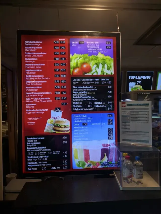 BookNoFees : Snack – Hesburger – Helsinki – Hesburger, photo n° 3