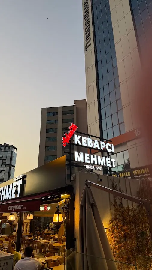 BookNoFees : Restaurant – Adanalı Kebapçı Mehmet – Istanbul – Mehmet, le cuisinier de kebab originaire d'Adana, photo n° 1