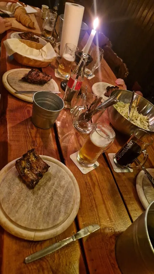 BookNoFees : Restaurant – Beim Raubritter – Drolshagen – Chez le chevalier-brigand, photo n° 3