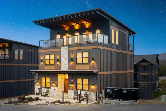 BookNoFees: Chalet avec piscine intérieure, salle de cinéma et salles de jeux – Sevierville