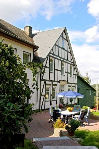 BookNoFees : Restaurant – Baumhoff Jürgen Café Pension – Olpe – Baumhoff Jürgen Café Pension, photo n° 2