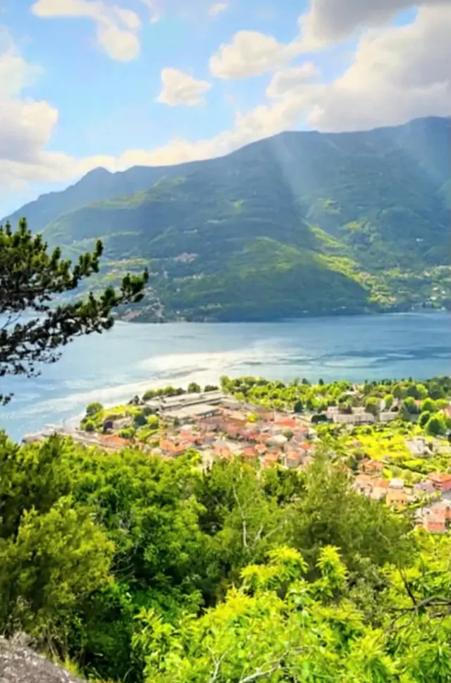 BookNoFees : location de vacances à DERVIO – LAC DE CÔME Dervio