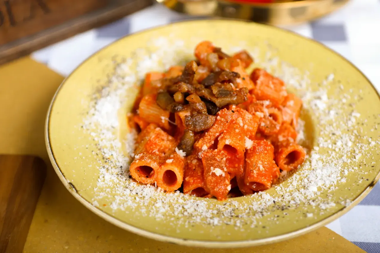 BookNoFees : Restaurant – Mino – Rome – Croire, photo n° 1