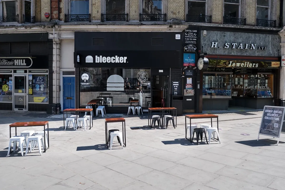 BookNoFees : Snack – Bleecker – London – Bleecker, photo n° 1
