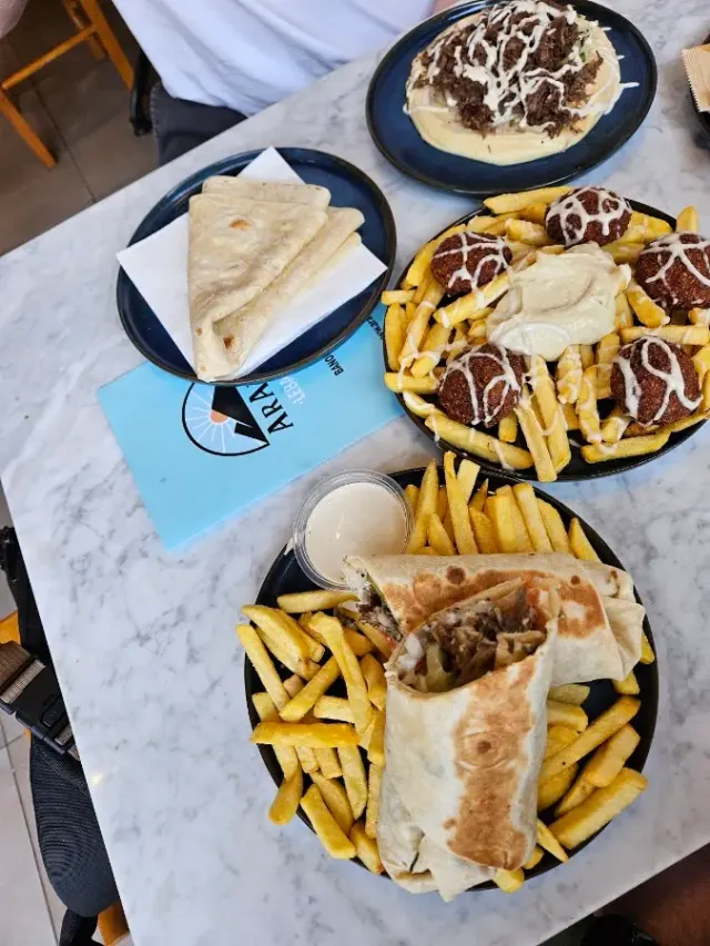 BookNoFees : Snack – Ararat Banovo Brdo – Belgrade – Ararat Banovo Brdo, photo n° 2