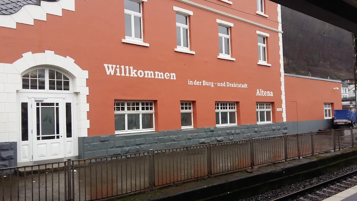 BookNoFees : Restaurant – Merz Konditoreicafé – Altena – Merz, café-pâtisserie, photo n° 1