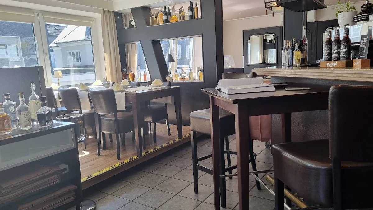 BookNoFees : Restaurant – Ristorante Isoletta – Olpe – Restaurant Isoletta, photo n° 1