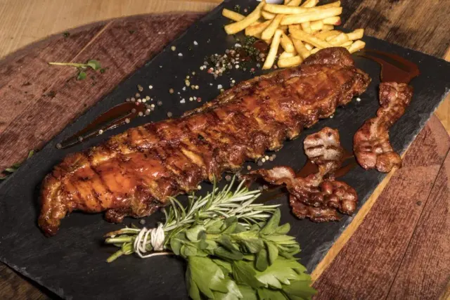 BookNoFees : Snack – Witwe Bolte Hähnchengrill – Ense – Veuve Bolte, rôtisserie de poulets, photo n° 3