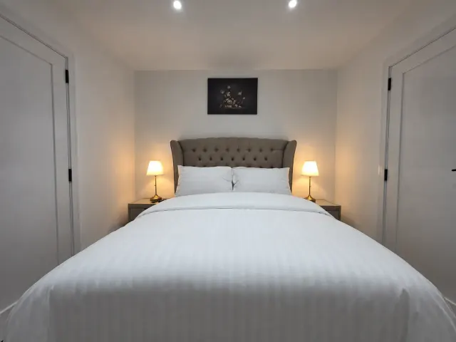 BookNoFees: Luaz-View Lodge (Dublin, Ireland) – Dublin 24