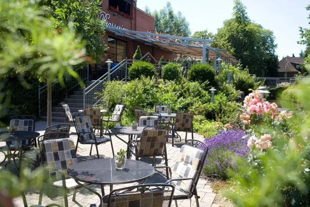 BookNoFees : Restaurant – Restaurant An der Rosenau – Bad Sassendorf – Restaurant An der Rosenau, photo n° 3
