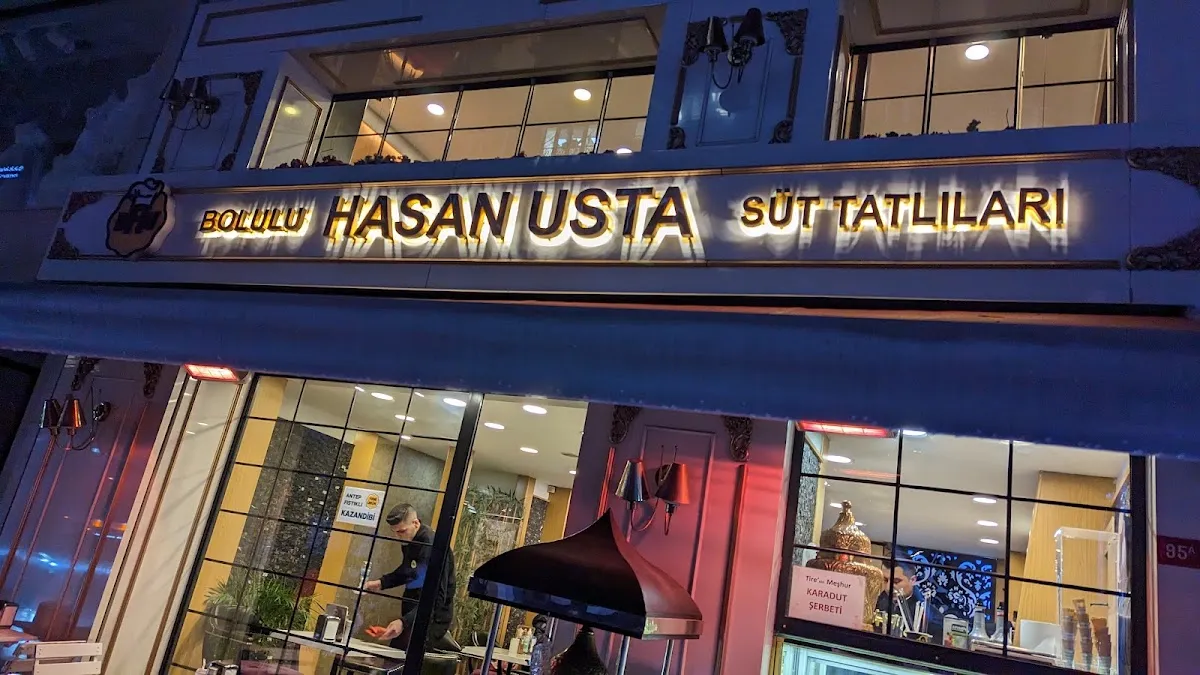 BookNoFees : Glacier – Bolulu Hasan Usta – Istanbul – Hasan Usta, originaire de Bolu, photo n° 1