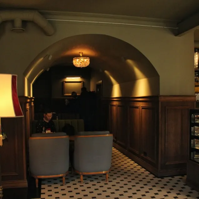 BookNoFees : Café – Paragraph – Minsk – Paragraphe, photo n° 1