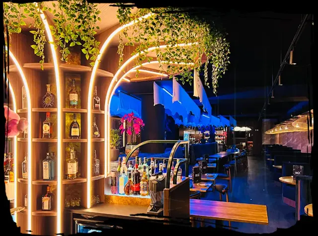 BookNoFees : Restaurant – Blue Dragon – Amsterdam – Dragon bleu, photo n° 3