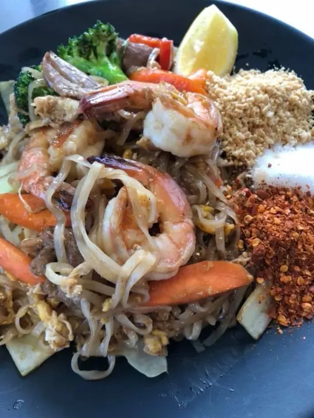 BookNoFees : Snack – Aroy Thai Take Away – Stockholm – Aroy Thai à emporter, photo n° 3