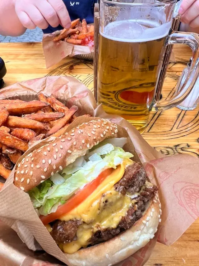 BookNoFees : Restaurant – Barrels Burgers & Beer – Stockholm – Barrels Burgers & Beer, photo n° 2