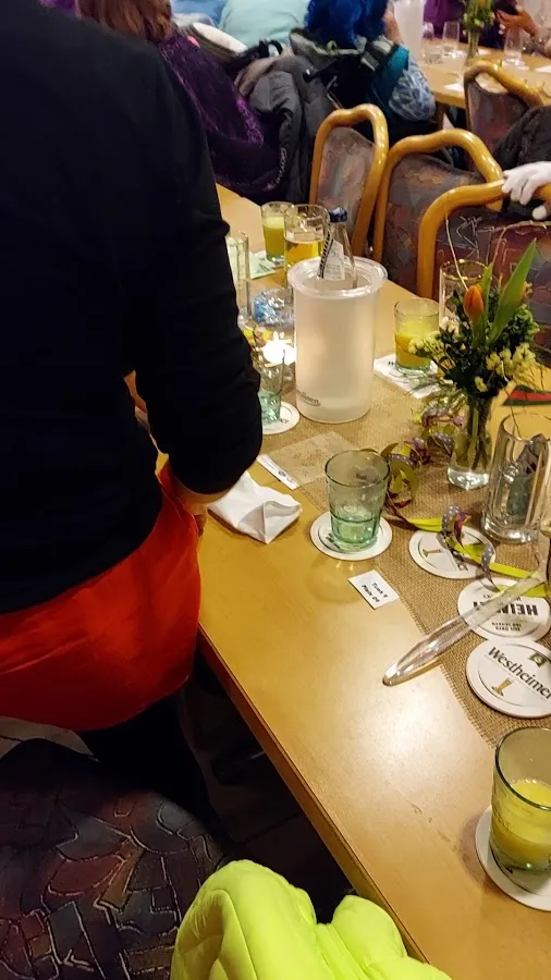 BookNoFees : Restaurant – Landgasthof Kaiser – Bad Wünnenberg – Auberge de campagne Kaiser, photo n° 3