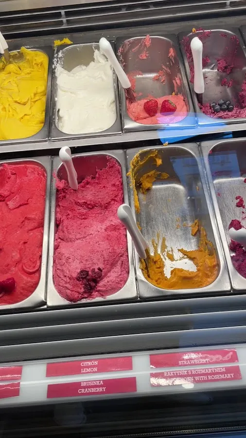 BookNoFees : Restaurant – Crème de la Crème – Prague – La crème de la crème, photo n° 3