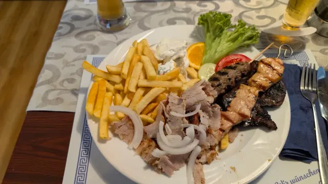 BookNoFees : Restaurant – Taverna Rhodos – Schmallenberg – Taverne Rhodos, photo n° 3
