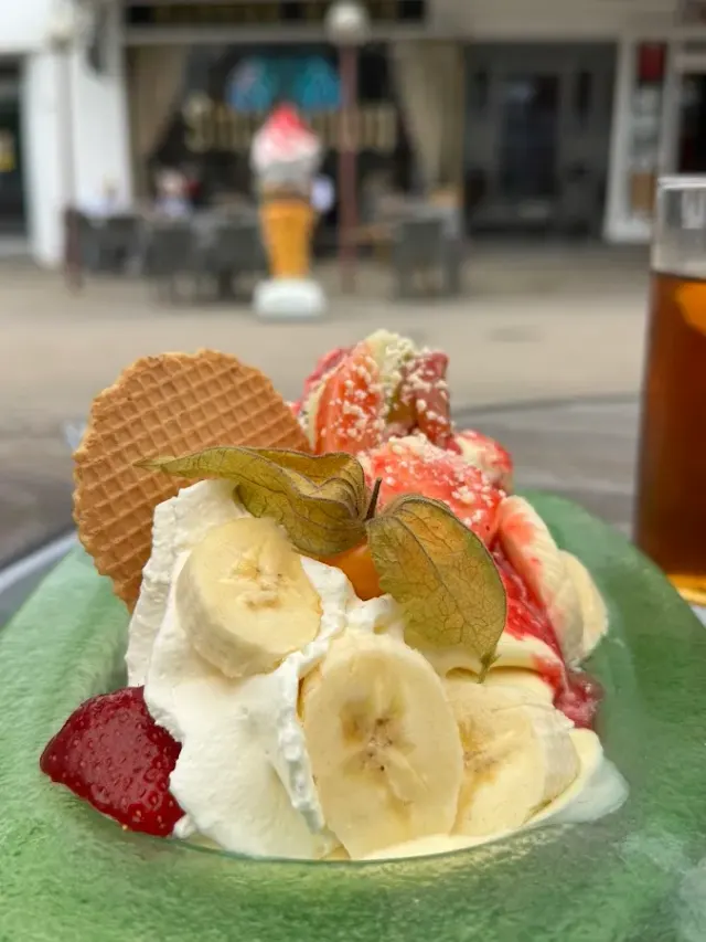 BookNoFees : Restaurant – Eiscafe Concetta – Gevelsberg – Eiscafé Concetta, photo n° 2