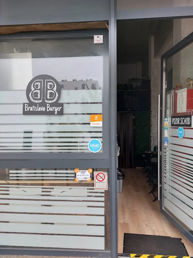 BookNoFees : Snack – Bratislava Burger – Bratislava – Bratislava Burger, photo n° 1