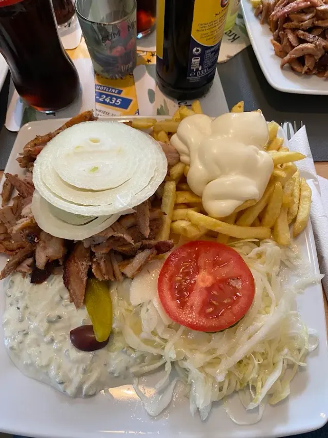 BookNoFees : Restaurant – Pegasus – Hilchenbach – Cheval ailé, photo n° 2