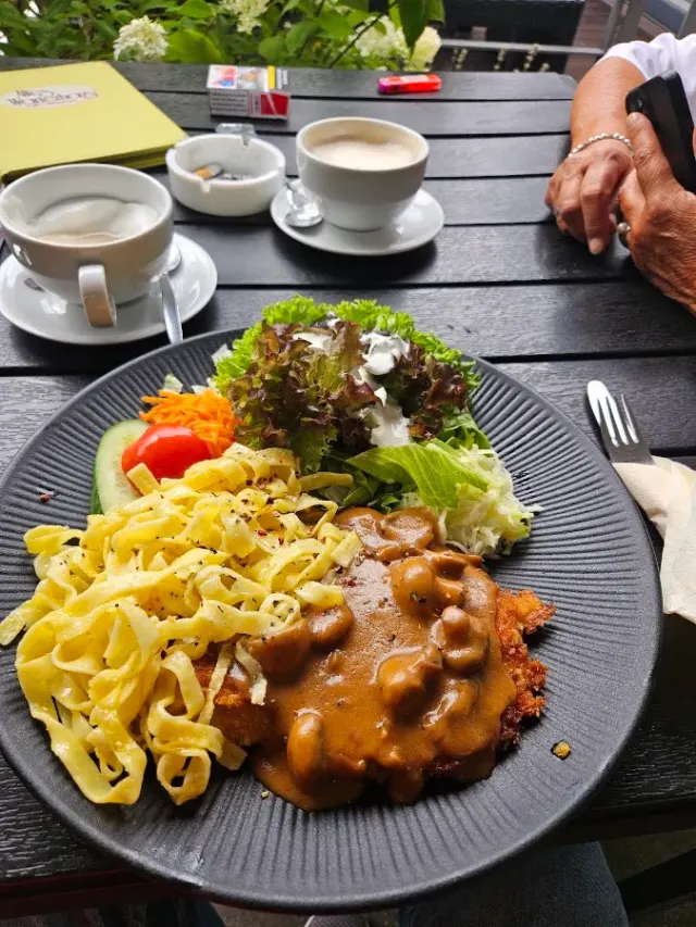 BookNoFees : Restaurant – Altes Wärterhaus – Hilchenbach – Ancienne maison du gardien, photo n° 2