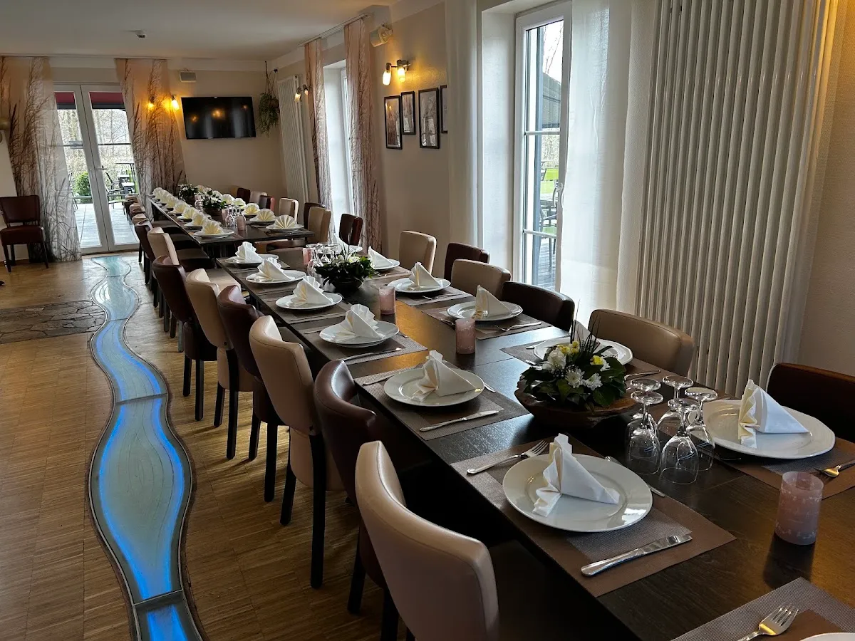 BookNoFees : Restaurant – Altes Wärterhaus – Hilchenbach – Ancienne maison du gardien, photo n° 1