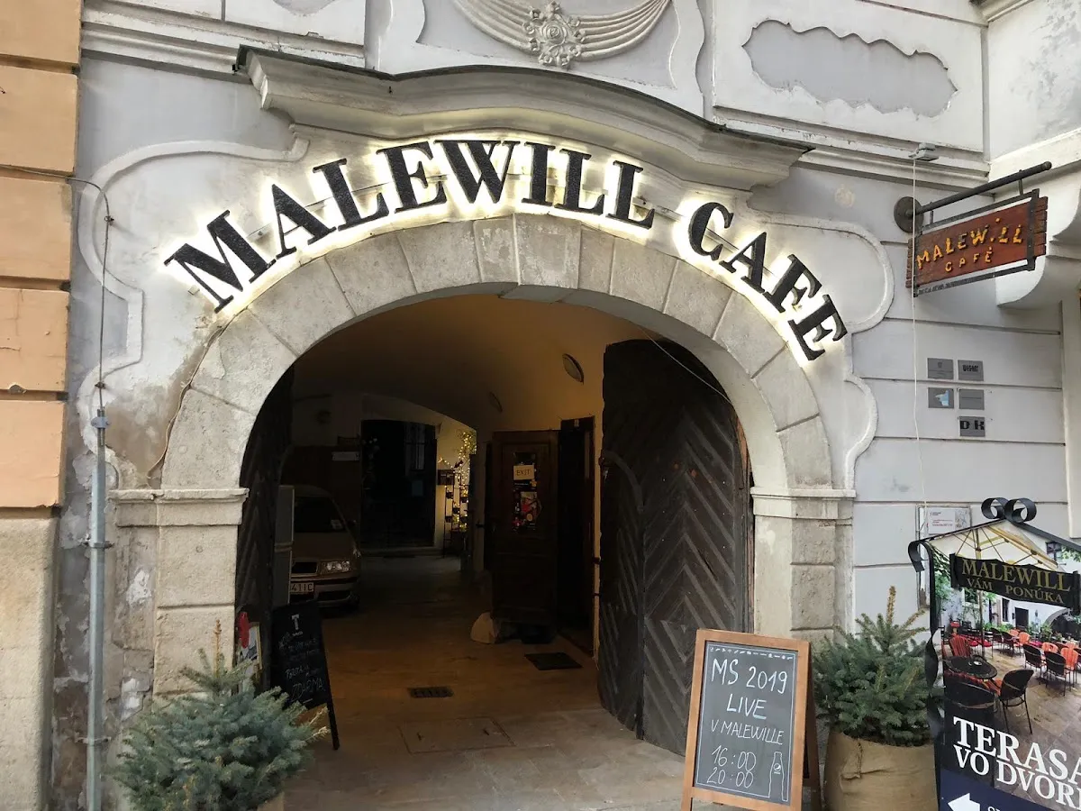 BookNoFees : Café – Café Malewill – Bratislava – Café Malewill, photo n° 1