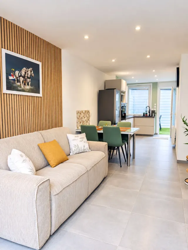 BookNoFees: Appartement paisible avec spa privé et garage – Calais