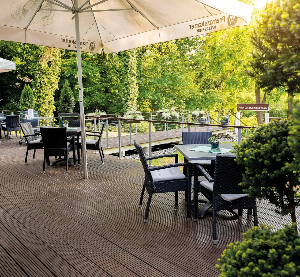 BookNoFees : Restaurant – Der Wiener Hof – Werl – La cour de Vienne, photo n° 1